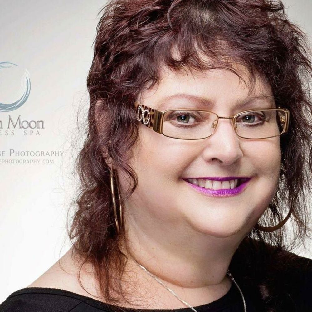 Meet your Posher, Cyrese